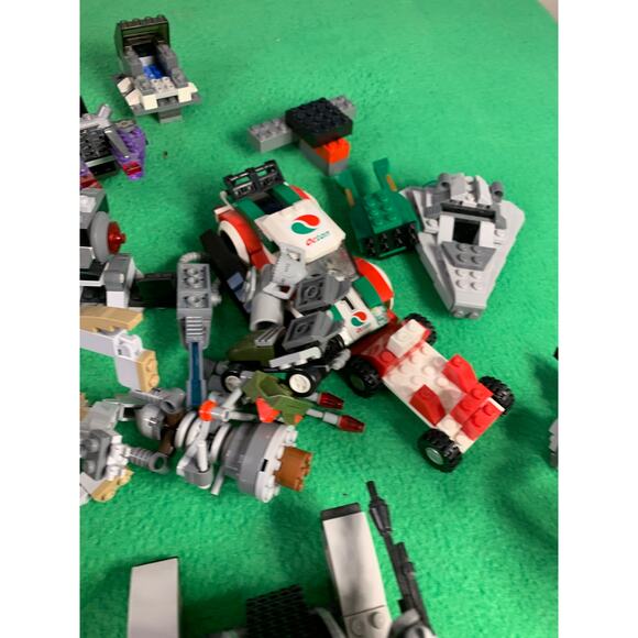 LEGO Transformers Wheeljack Building Blocks Play Set for Kids Multicolor Plastic - Picture 13 of 16